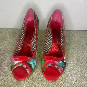 Naughty Monkey Red High Heels, size 8.5, Fun print